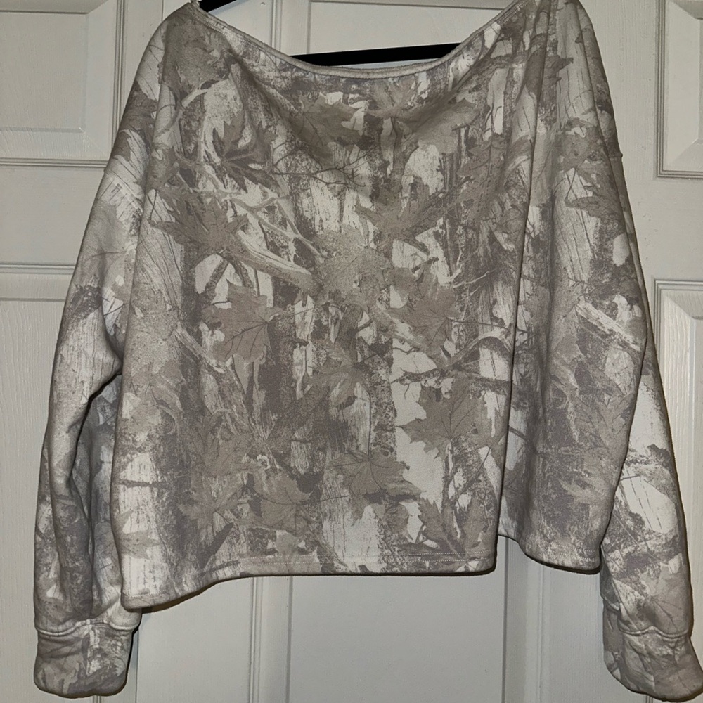 Hollister Gray Camouflage Sweatshirt